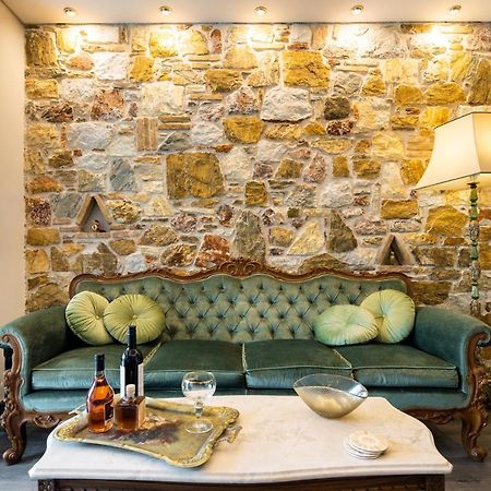 Queen'S Stone Legend, Royal Living By Acropolis เอเธนส์ ภายนอก รูปภาพ